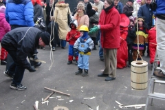 104-0477_img